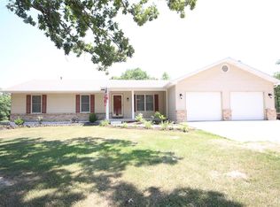 26278 Pendleton Forest Rd, Warrenton, MO 63383