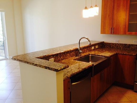 5th image of 2631 NE 14 Avenue #213