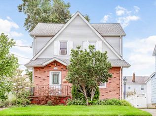 364 Windsor Rd, Wood Ridge, NJ 07075