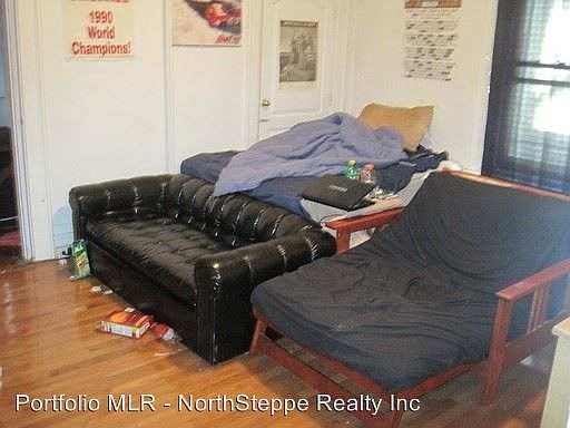 5th image of 1659 Summit St #1661-A