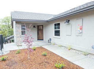 2710 Commons Pl, Auburn, CA 95603