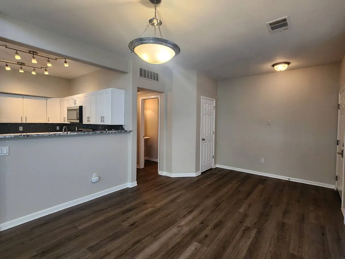 10010 E Gunnison Place #706 in Denver, CO 80247 — Photo 4