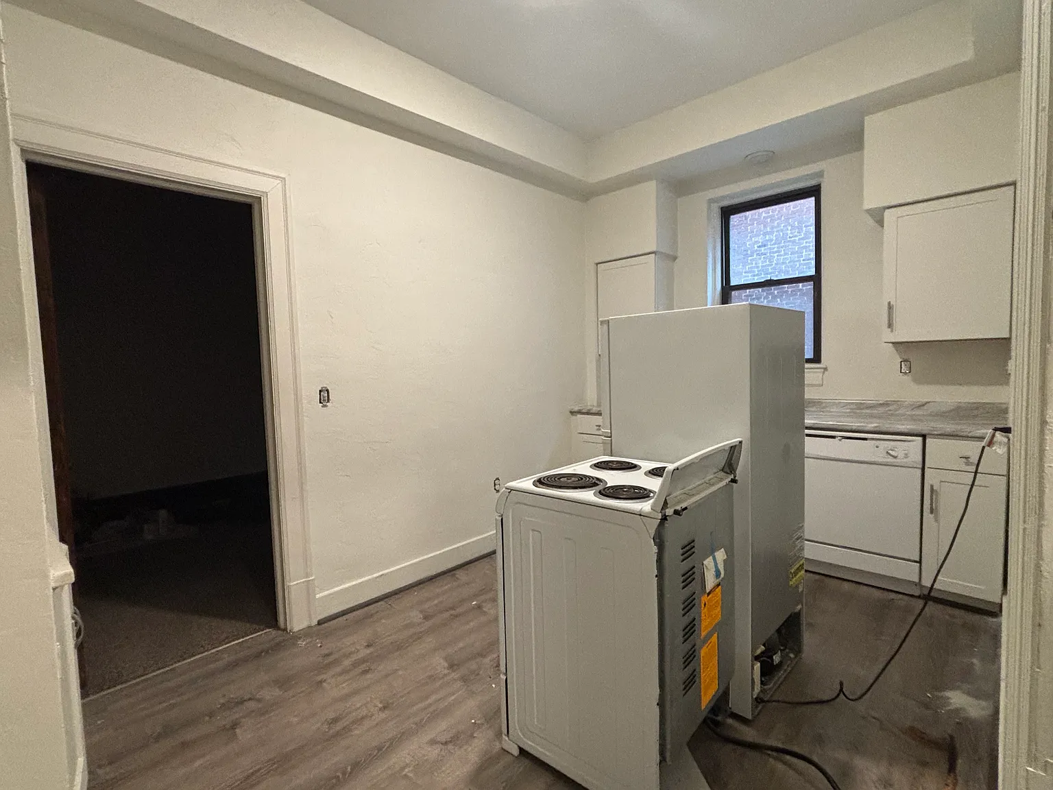 1 bed, 700 sqft, $825 — Photo 3