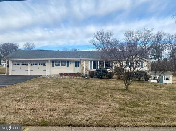 3888 Buxmont Rd, Huntingdon Valley, PA 19006