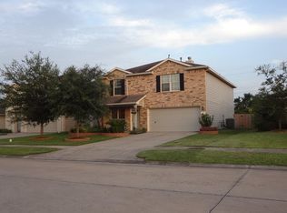10901 Groveshire Dr, Texas City, TX 77591