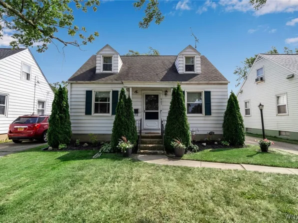 907 Parker Blvd, Buffalo, NY 14223
