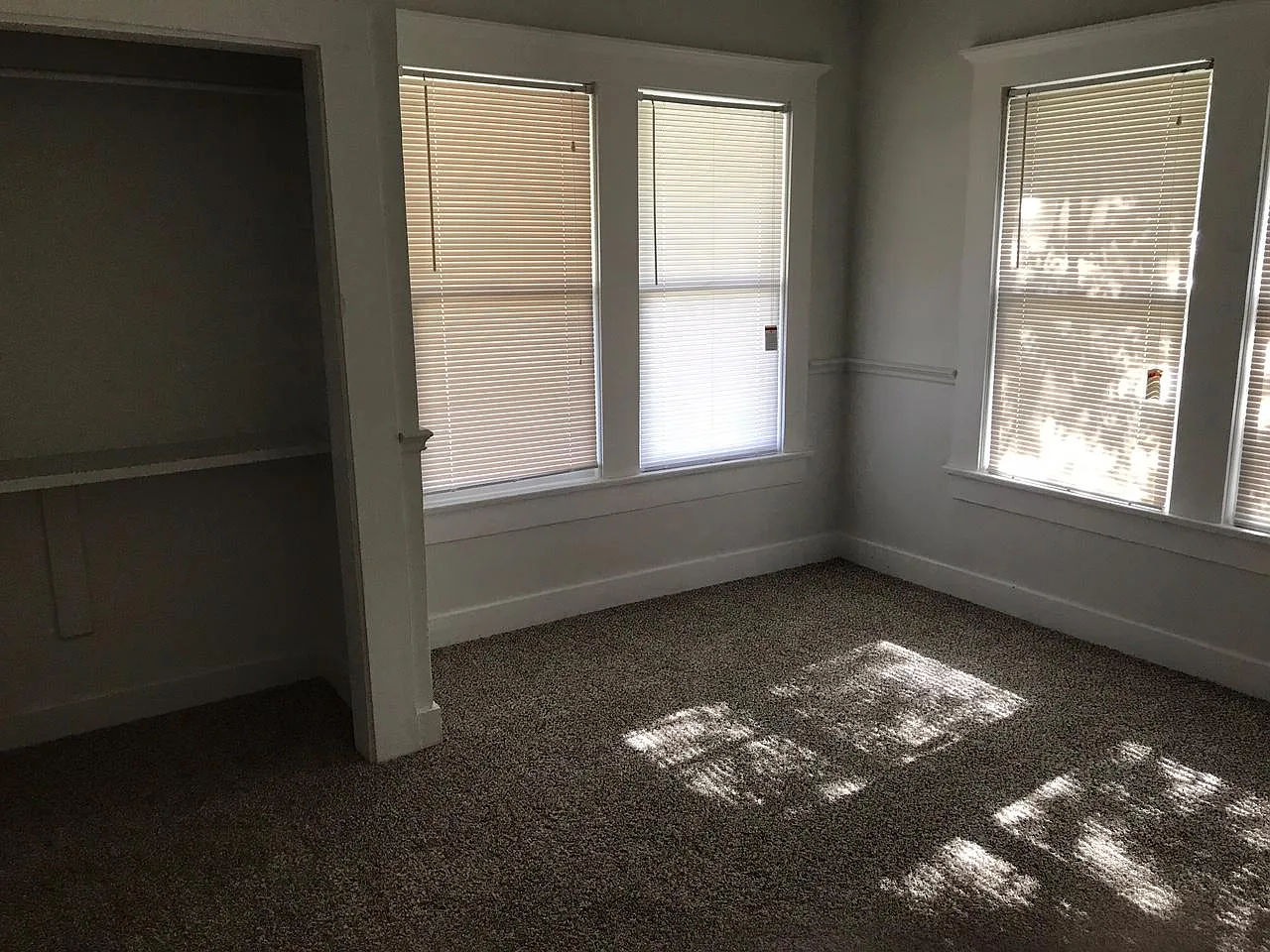 917 N Windomere Ave — Photo 3