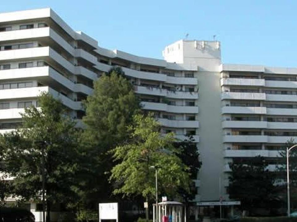 1st image of 5300 Columbia Pike APT 302