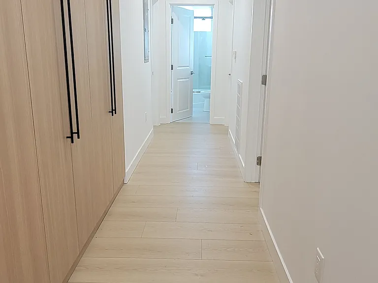 1237 S Sherbourne Dr #1237 — Photo 8