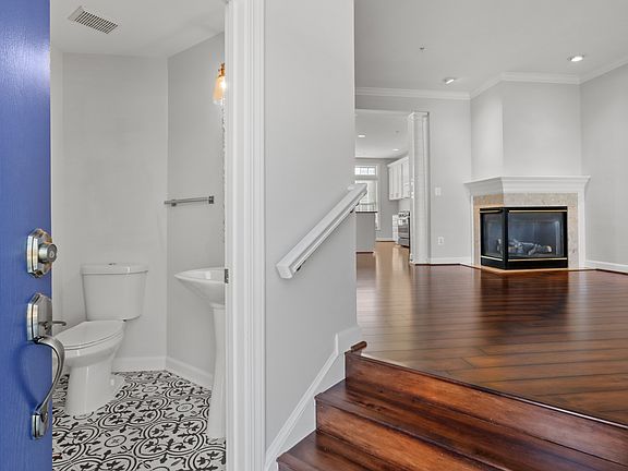 4th image of 8189 Skelton Cir