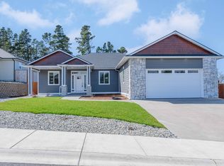 2947 Tiffany St, Medford, OR 97504