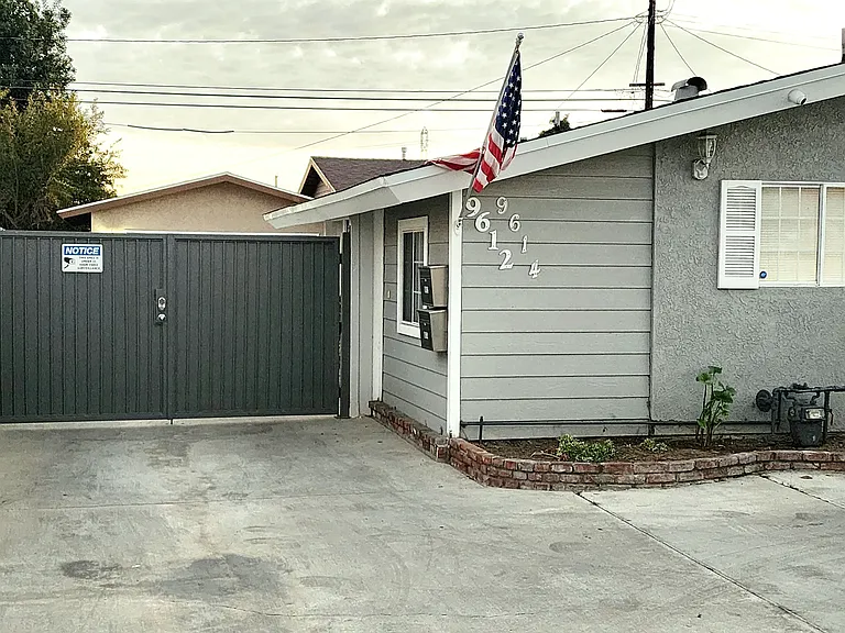 9614 W Cerritos Ave — Photo 42