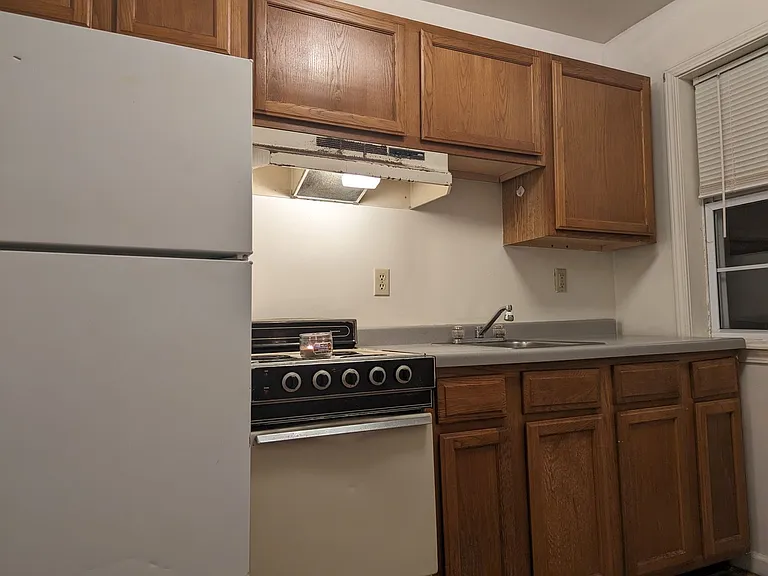 507 S Ash St — Photo 16