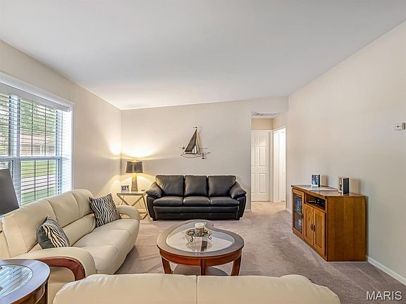 5th image of 610 Spartan Dr