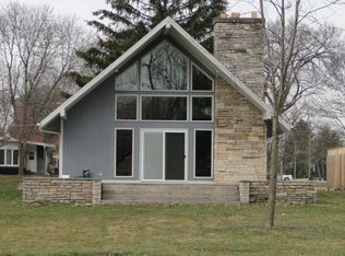 205 N Front St, Burlington, WI 53105