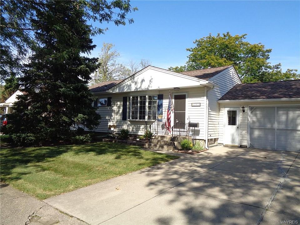 1st image of 213 Wadsworth Ave