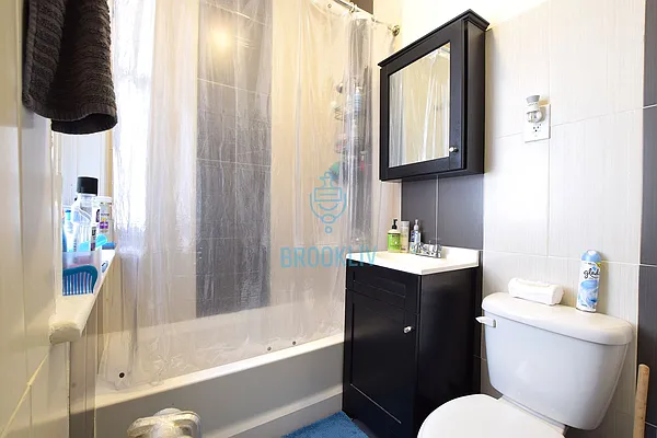 Rented by null | media 29