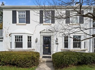 955 Willow Rd, Winnetka, IL 60093