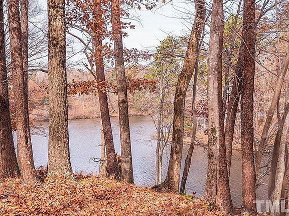 3rd image of 309 Lake Pointe Dr