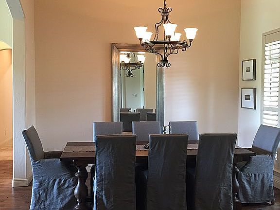Dining with 13' ceiling