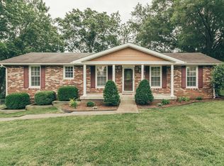 137 Gatone Dr, Hendersonville, TN 37075
