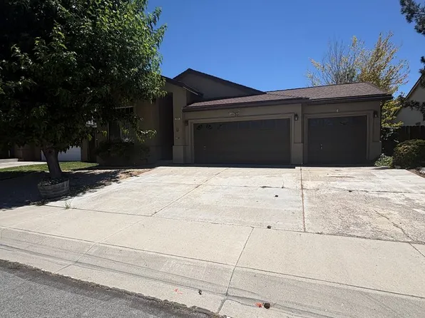 1369 Ridge Point Dr, Carson City, NV 89706