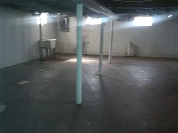 9249 Bedford St, Detroit, MI 48224