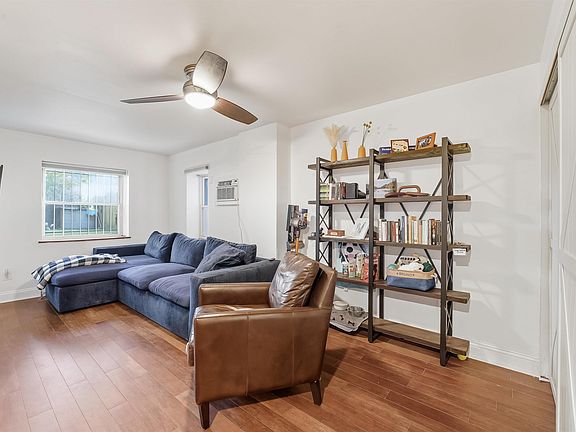 2nd image of 79 Garden St APT 1