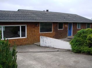 314 E St, Coos Bay, OR 97420