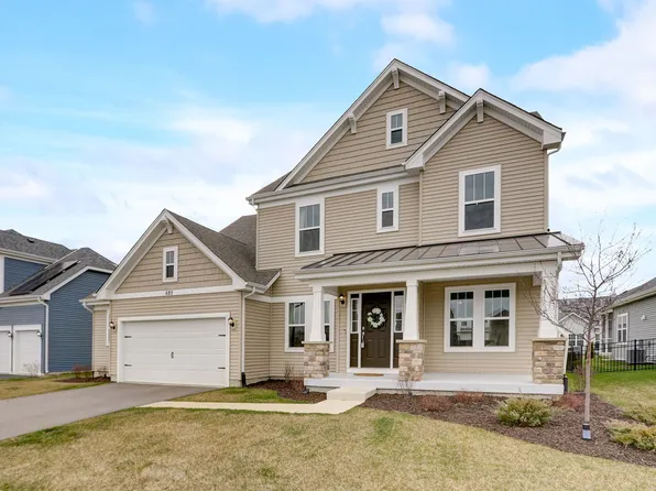 685 Maplewood Cir, Elburn, IL 60119