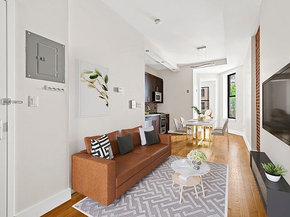 3rd image of 79 W 127th St #2L