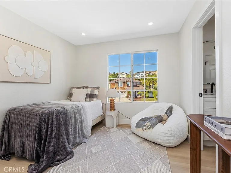 5 Chatri Cir — Photo 18