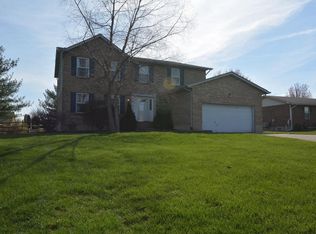 8270 Fox Knoll Ct, West Chester, OH