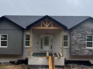 476 Buckeye Rd, Erin, TN 37061