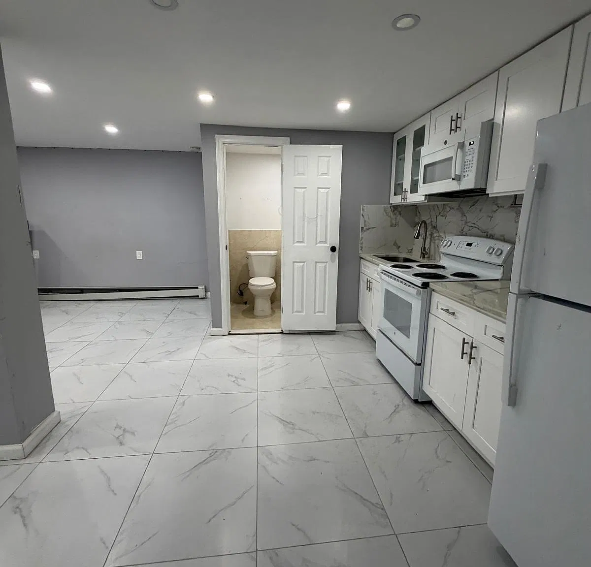 2743 Bronxwood Avenue — Photo 4
