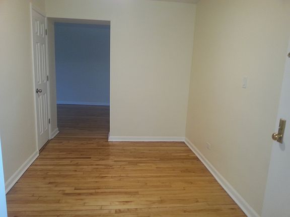 5th image of 15015 75th Ave APT 2A