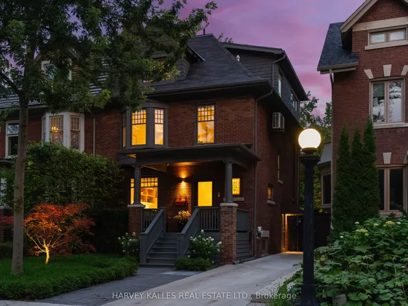 497 Palmerston Blvd, Toronto, ON M6G 2P2