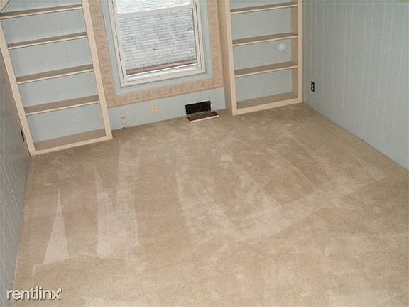 5th image of 32491 Sheridan St
