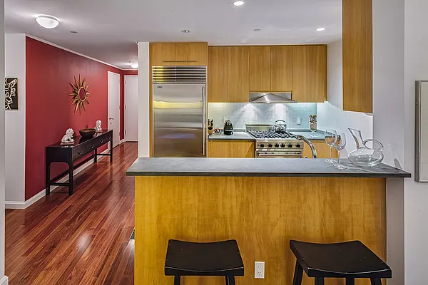 Sold by Stribling | media 22