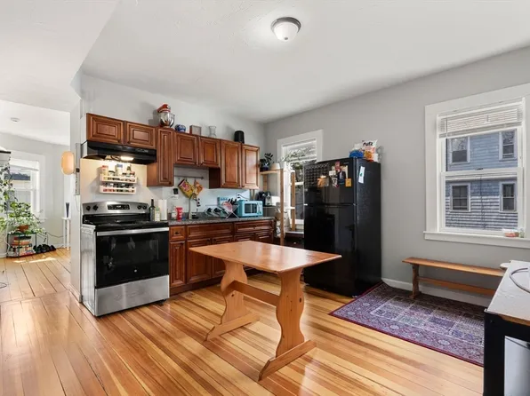 170 Allston St #2, Providence, RI 02908