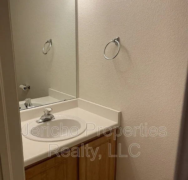 5217 Dudley St — Photo 14