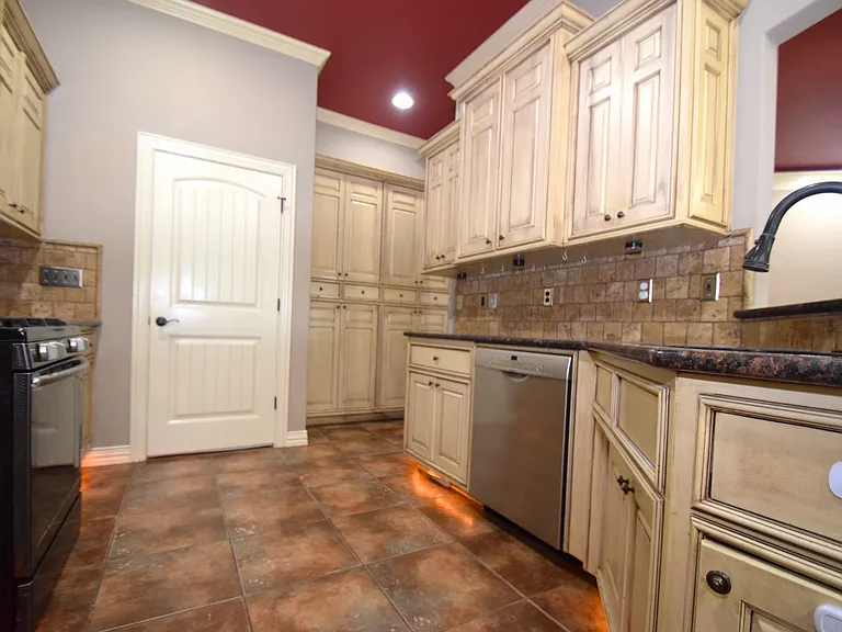 3000 Pine Valley Rd — Photo 7