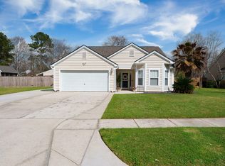 122 Thousand Oaks Cir, Goose Creek, SC 29445