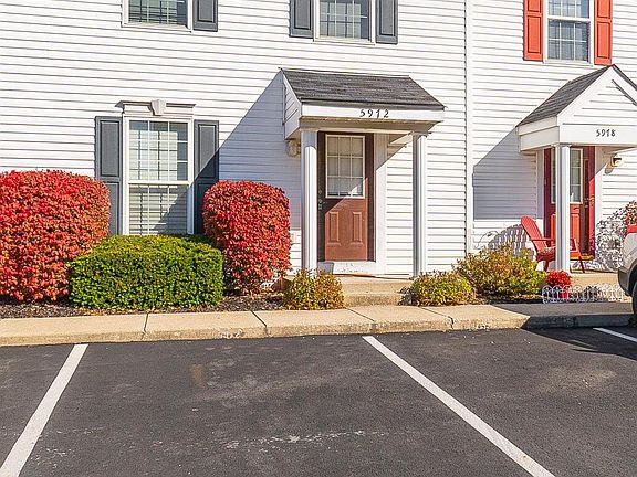 3rd image of 5972 Brice Park Dr #18E