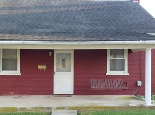 708 Square St, Mount Joy, PA 17552