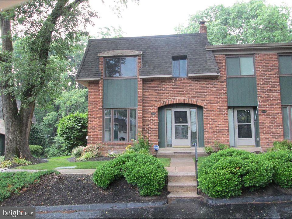 1st image of 1111 Putnam Blvd #37