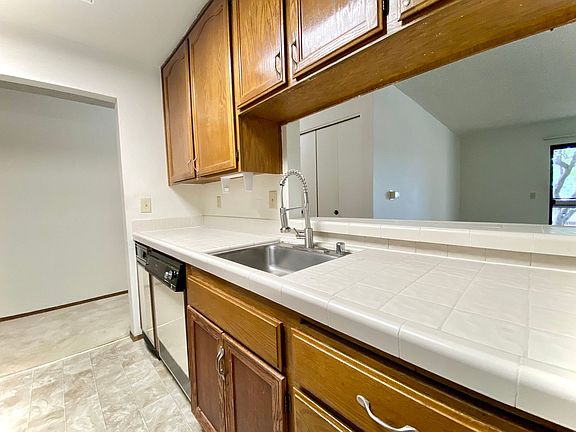 5th image of 39975 Cedar Blvd Unit 236