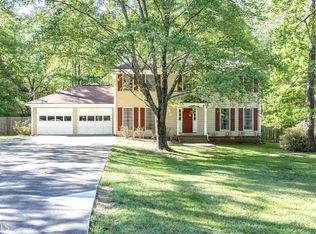 391 Hilo Rd, Fayetteville, GA 30215