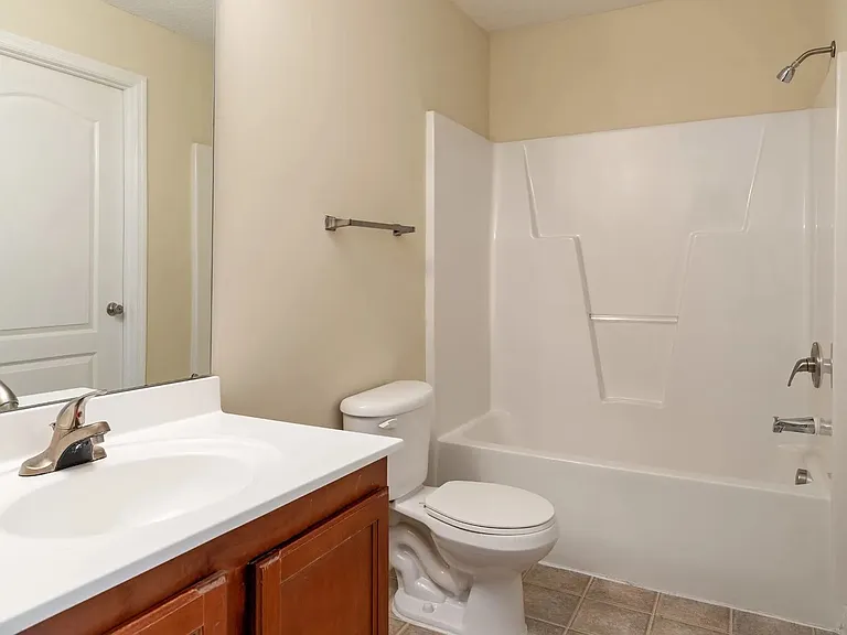 Madison Heights Luxury Apartments — Photo 57