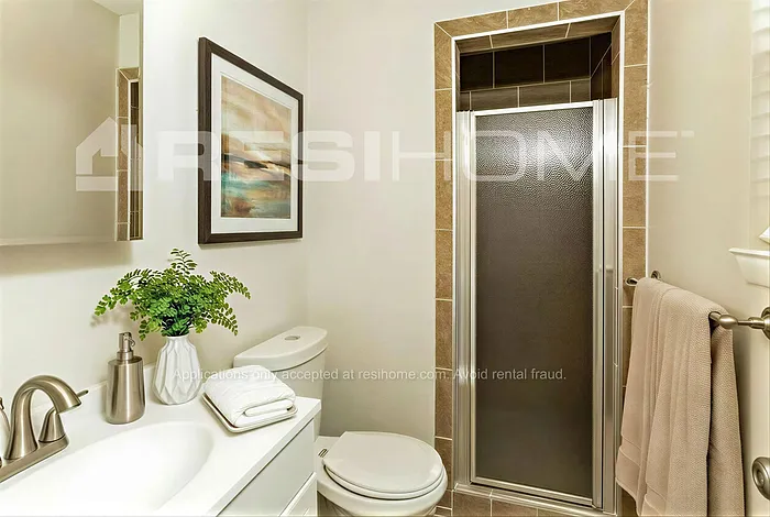 5251 Cornell Dr — Photo 11